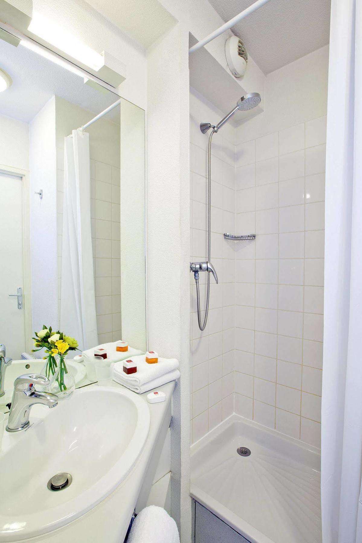 Sejours & Affaires Rouen Normandie Sotteville-les-Rouen Ngoại thất bức ảnh